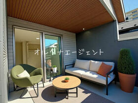 東京都八王子市大和田町３丁目