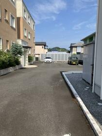 メゾンシャルドネ長良東小前