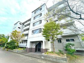 神奈川県横浜市金沢区並木１丁目