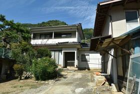 山梨県甲州市大和町初鹿野