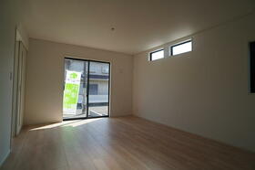 福岡県福岡市早良区野芥８丁目