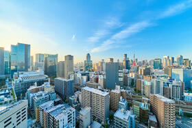 ＧＬＯＢＡＬ　ＦＲＯＮＴ　ＴＯＷＥＲ