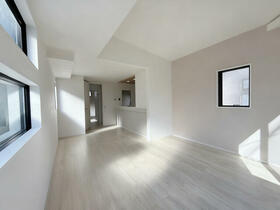 東京都八王子市子安町３丁目