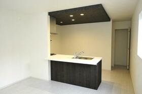 大阪府豊中市服部寿町１丁目