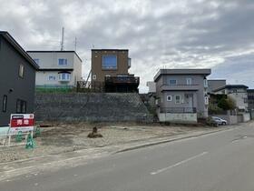 北海道札幌市豊平区西岡二条１４丁目