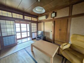 熊本県荒尾市桜山町１丁目