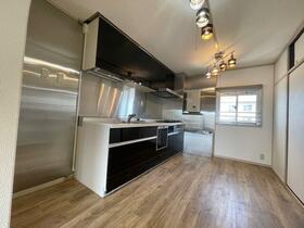 埼玉県坂戸市千代田４丁目