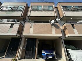 大阪府八尾市南植松町４丁目