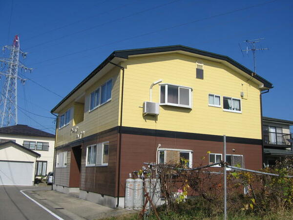 apartment 福島県喜多方市字西四ツ谷
地図を見る