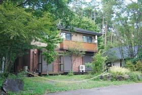 山梨県南都留郡鳴沢村−