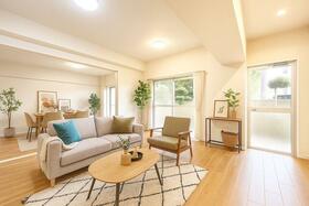 福岡県福岡市中央区草香江１丁目