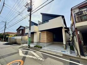 東京都杉並区成田東２丁目