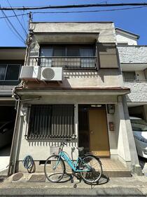 大阪府大阪市西成区千本中１丁目