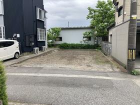 富山県富山市下奥井１丁目