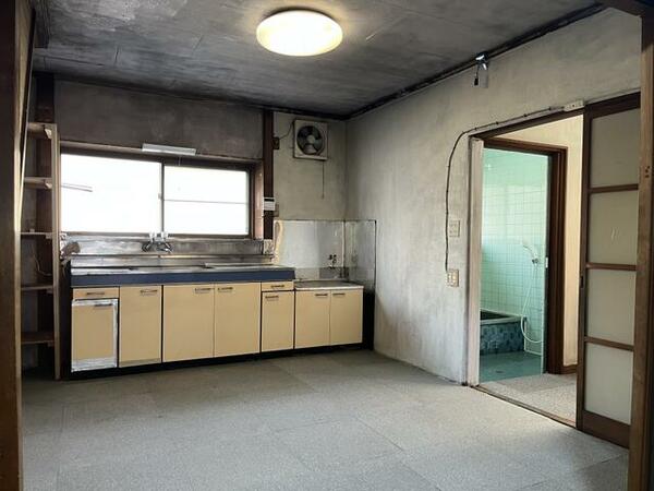 detached 茨城県猿島郡境町－Googleマップ　常陽銀行境町支店から60ｍ

地図を見る