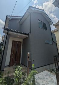 埼玉県鴻巣市小松３丁目