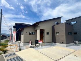 福岡県飯塚市楽市