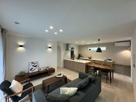 長崎県諫早市泉町