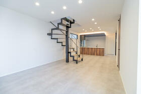 神奈川県川崎市多摩区三田３丁目