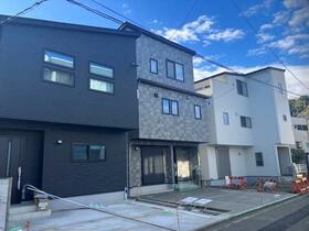 静岡県静岡市葵区大岩３丁目