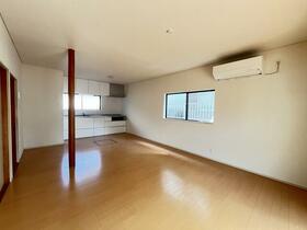 三重県員弁郡東員町笹尾東２丁目