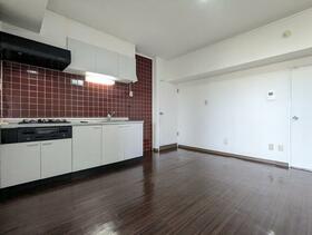 三旺マンション国府宮