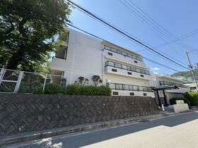 兵庫県宝塚市雲雀丘山手２丁目