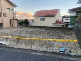 神奈川県横須賀市粟田１丁目