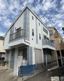 東京都足立区綾瀬６丁目