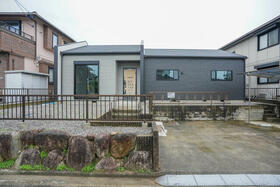 三重県四日市市あがたが丘1丁目