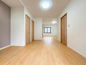 埼玉県草加市花栗３丁目