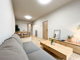 福岡県福岡市早良区荒江２丁目