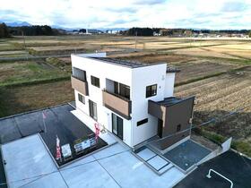 岩手県胆沢郡金ケ崎町三ケ尻六本松