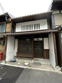 京都府京都市中京区聚楽廻松下町