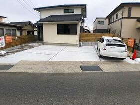 山梨県中央市成島