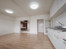 狭山住宅４号棟