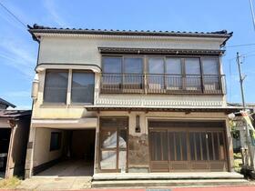 富山県砺波市福岡