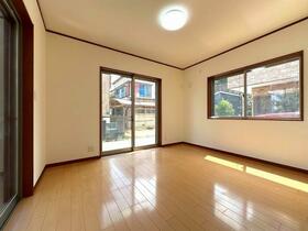 茨城県つくばみらい市伊奈東