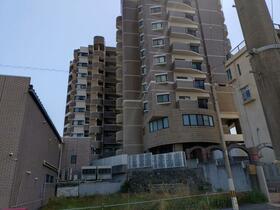 ホワイトキャッスル諏訪