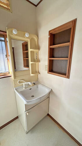 detached 愛媛県松山市和泉南１丁目