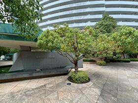 神奈川県横浜市西区みなとみらい４丁目