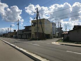 青森県青森市旭町１丁目