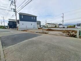 神奈川県愛甲郡愛川町中津