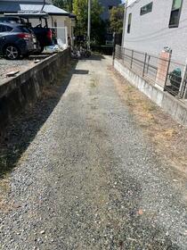 福岡県福岡市中央区輝国２丁目