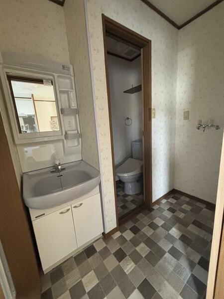 apartment 山形県東田川郡庄内町余目字仲谷地
余目の賃貸情報を見る
物件地図