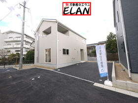 福岡県北九州市小倉南区長行東2丁目