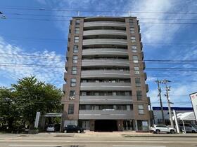 石川県金沢市西泉３丁目