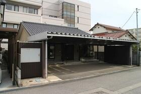 富山県富山市東石金町