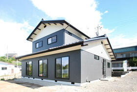 長野県東御市県