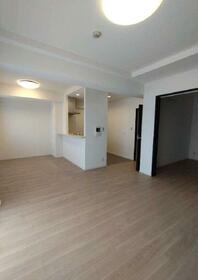 埼玉県八潮市緑町２丁目